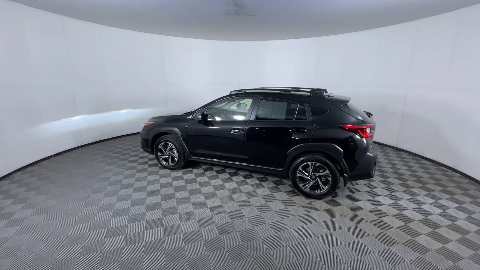 Used 2024 Subaru Crosstrek 2.0i Premium w/ Popular Package #3 AWD/4WD image 6