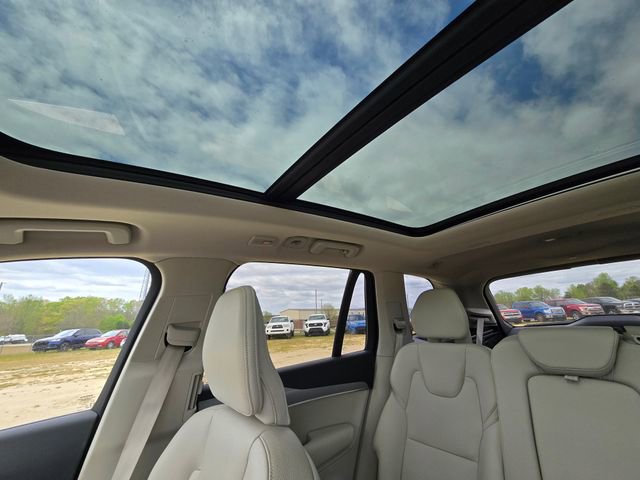 Used 2023 Volvo XC90 B5 Core w/ Protection Package Premier image 28