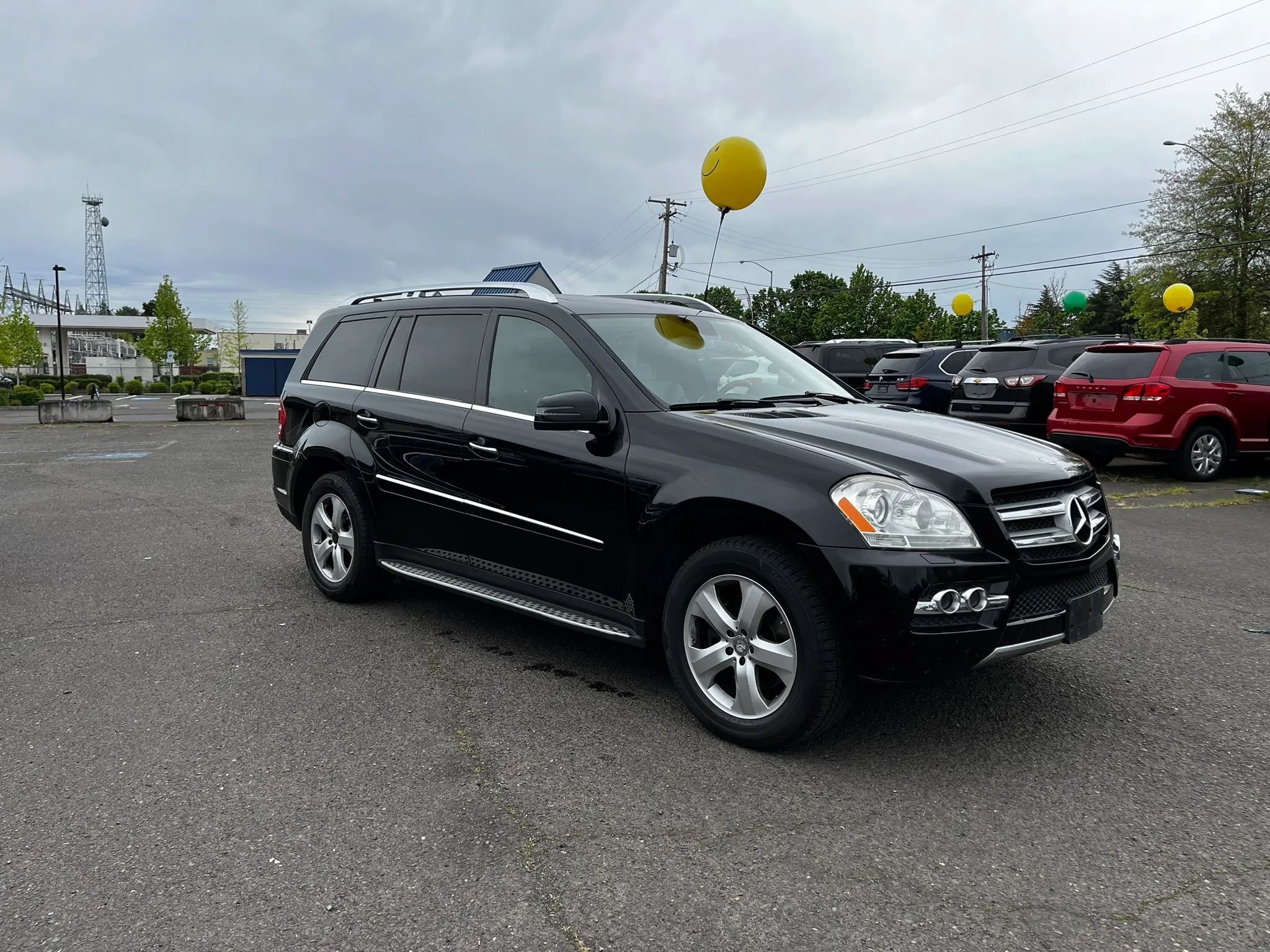 Used 2011 Mercedes-Benz GL 450 4MATIC image 1