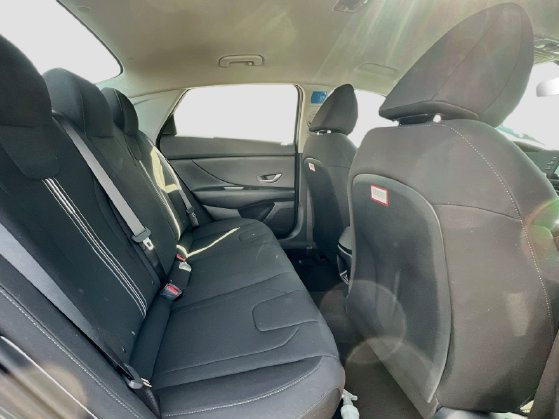 New 2026 Hyundai Elantra Hybrid FWD image 26