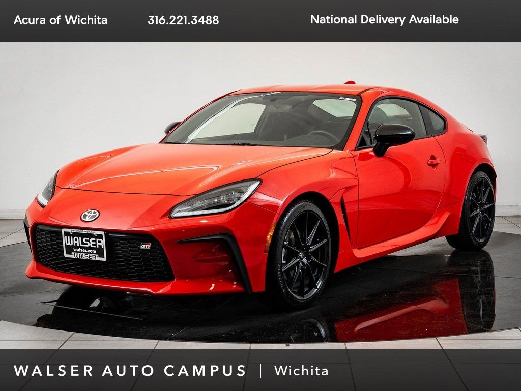 Used 2024 Toyota GR86 Premium image 1