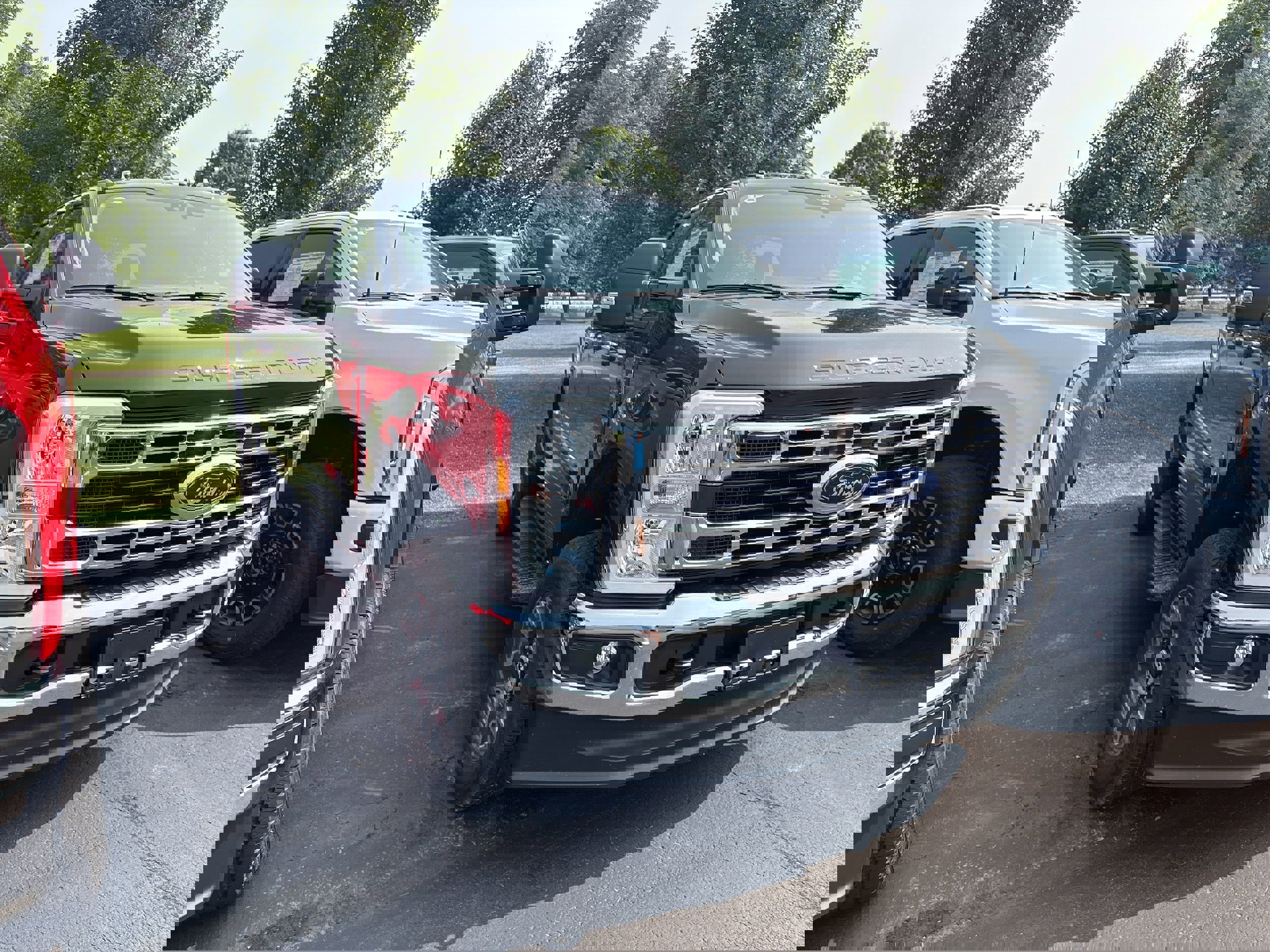 New 2025 Ford F350 XLT image 2