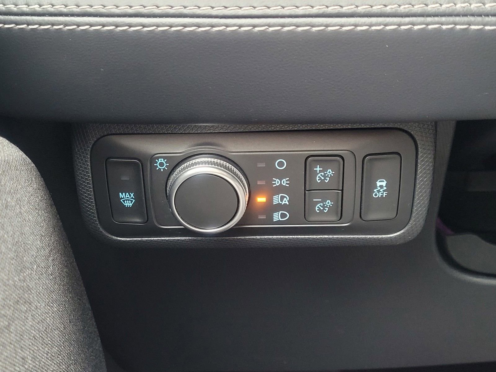 Used 2022 Ford Mustang Mach-E Premium image 21