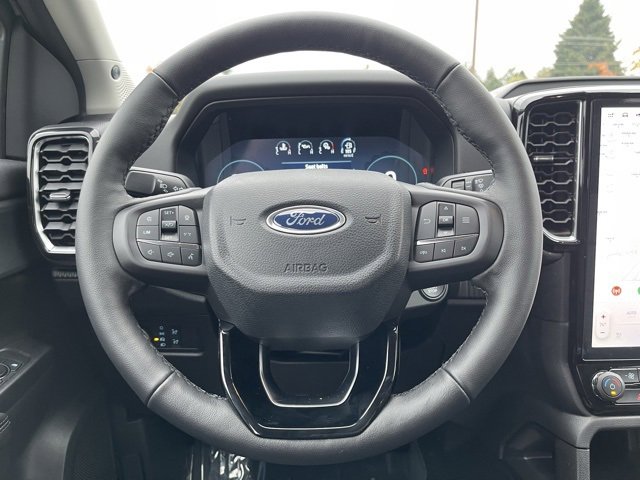 New 2025 Ford Ranger Lariat w/ Black Appearance Package image 16