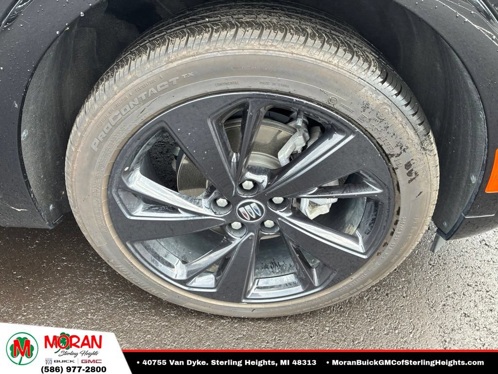 Certified 2024 Buick Envision Sport Touring AWD/4WD image 9