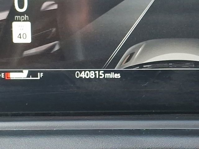 Used 2025 Land Rover Range Rover Velar Dynamic SE image 20