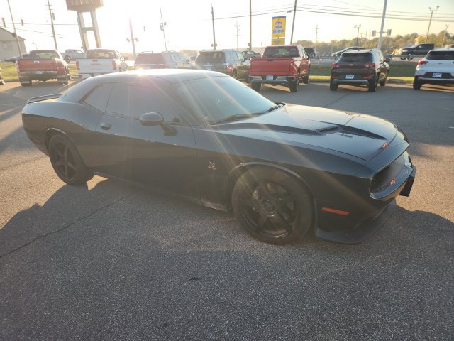Used 2018 Dodge Challenger R/T Scat Pack w/ Driver Convenience Group RWD image 5
