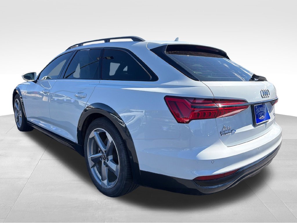 Used 2021 Audi A6 3.0T allroad Prestige w/ Prestige Package AWD/4WD image 2