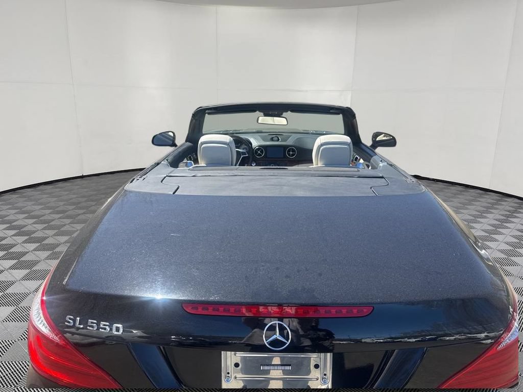 Used 2014 Mercedes-Benz SL 550 image 38