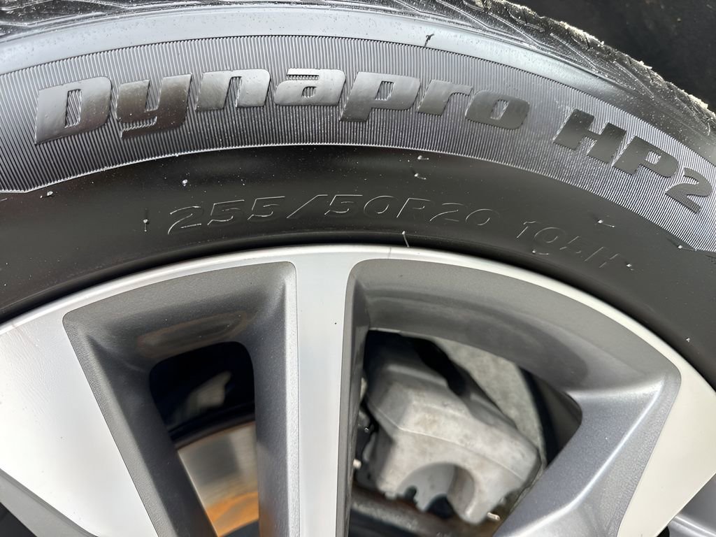 Used 2023 INFINITI QX60 Luxe image 30