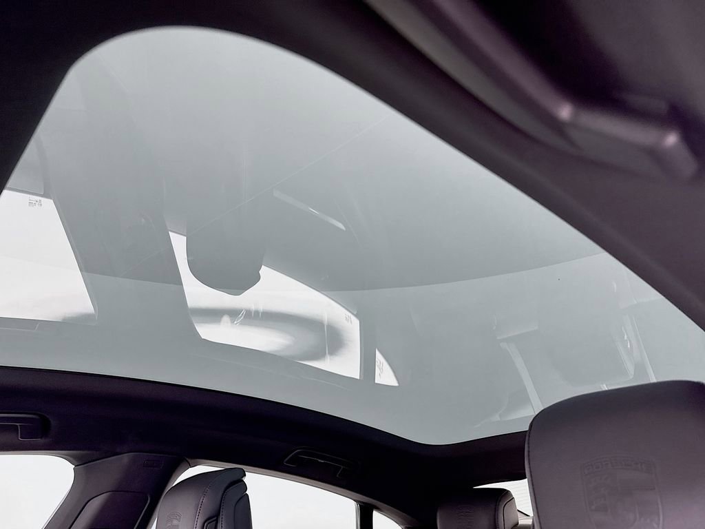 Certified 2023 Porsche Taycan RWD image 22