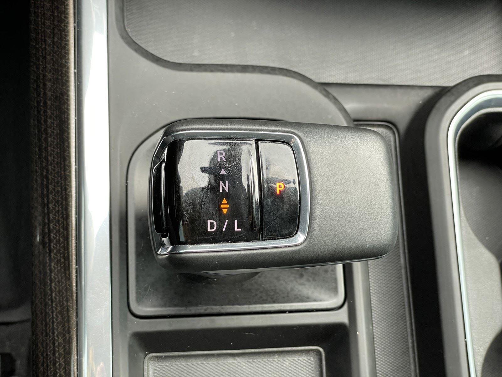 Used 2025 Chevrolet Silverado 1500 LT image 26