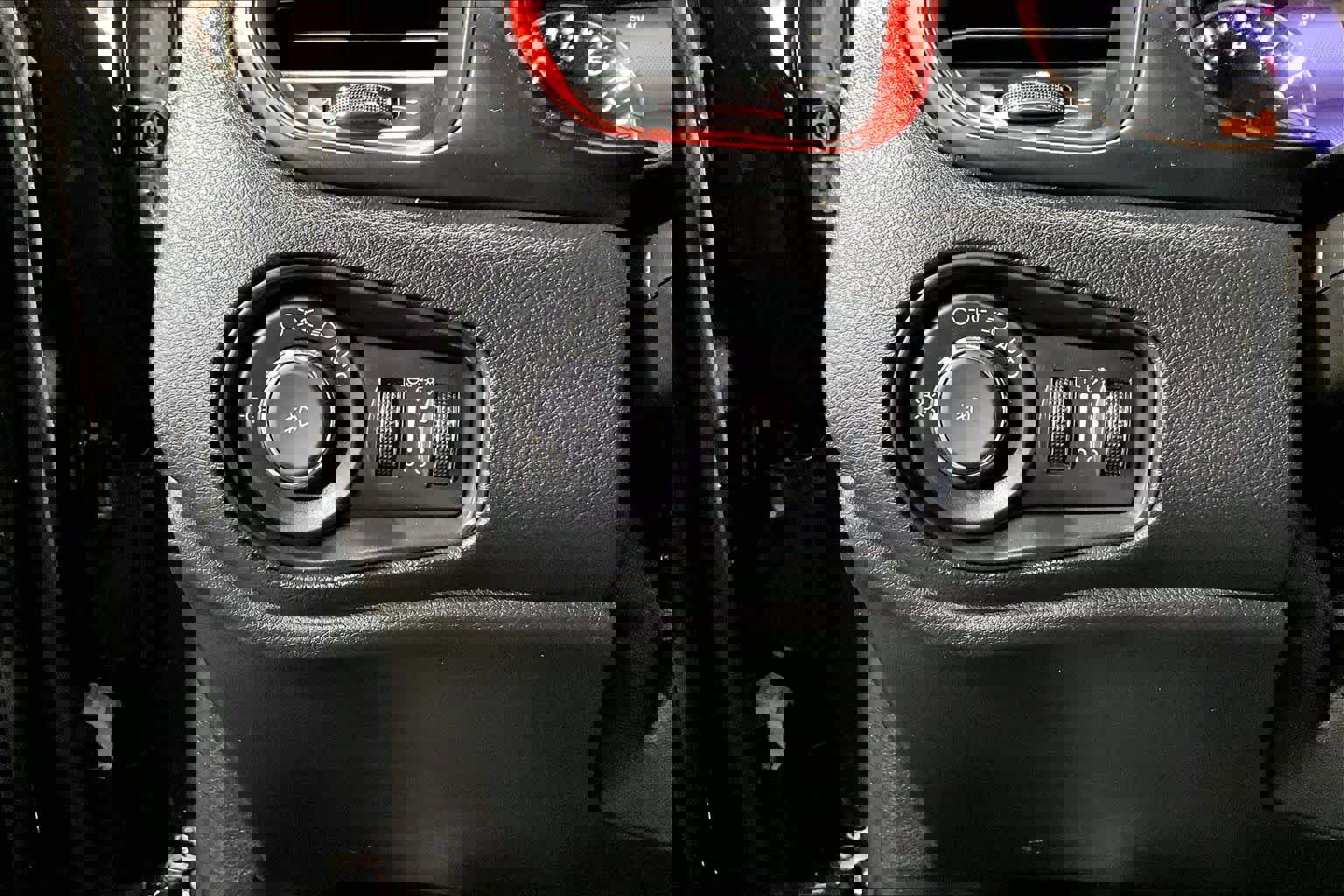 Used 2020 Jeep Renegade Trailhawk image 35