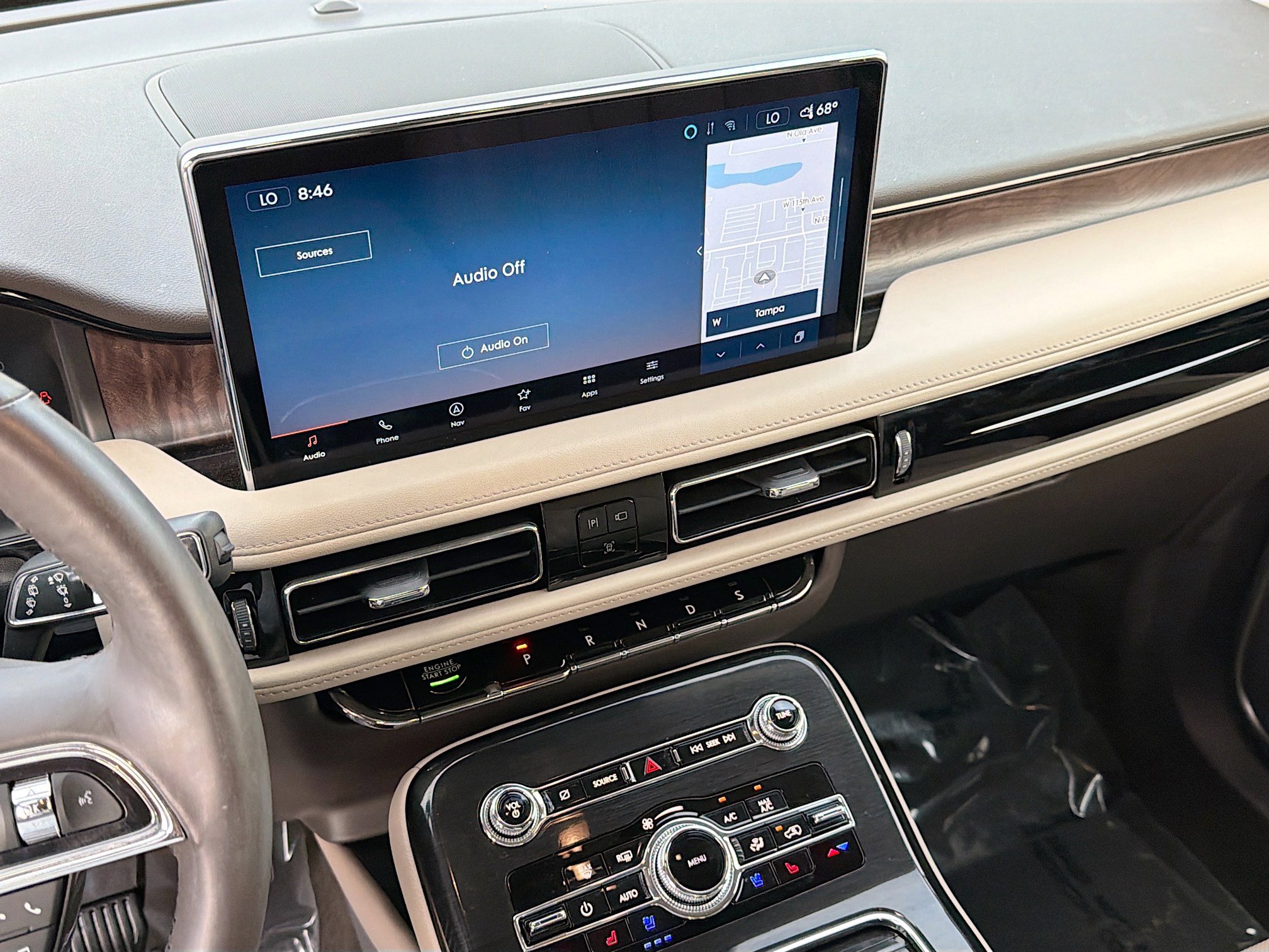 Used 2023 Lincoln Nautilus Reserve image 27