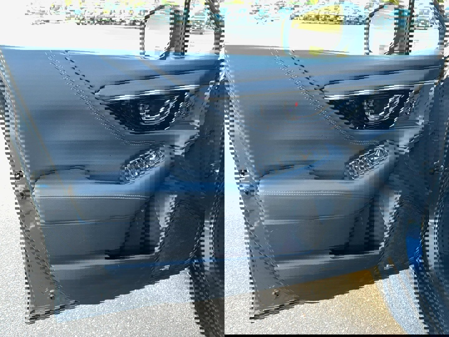 Certified 2025 Subaru Outback Limited w/ Popular Package #2 image 14