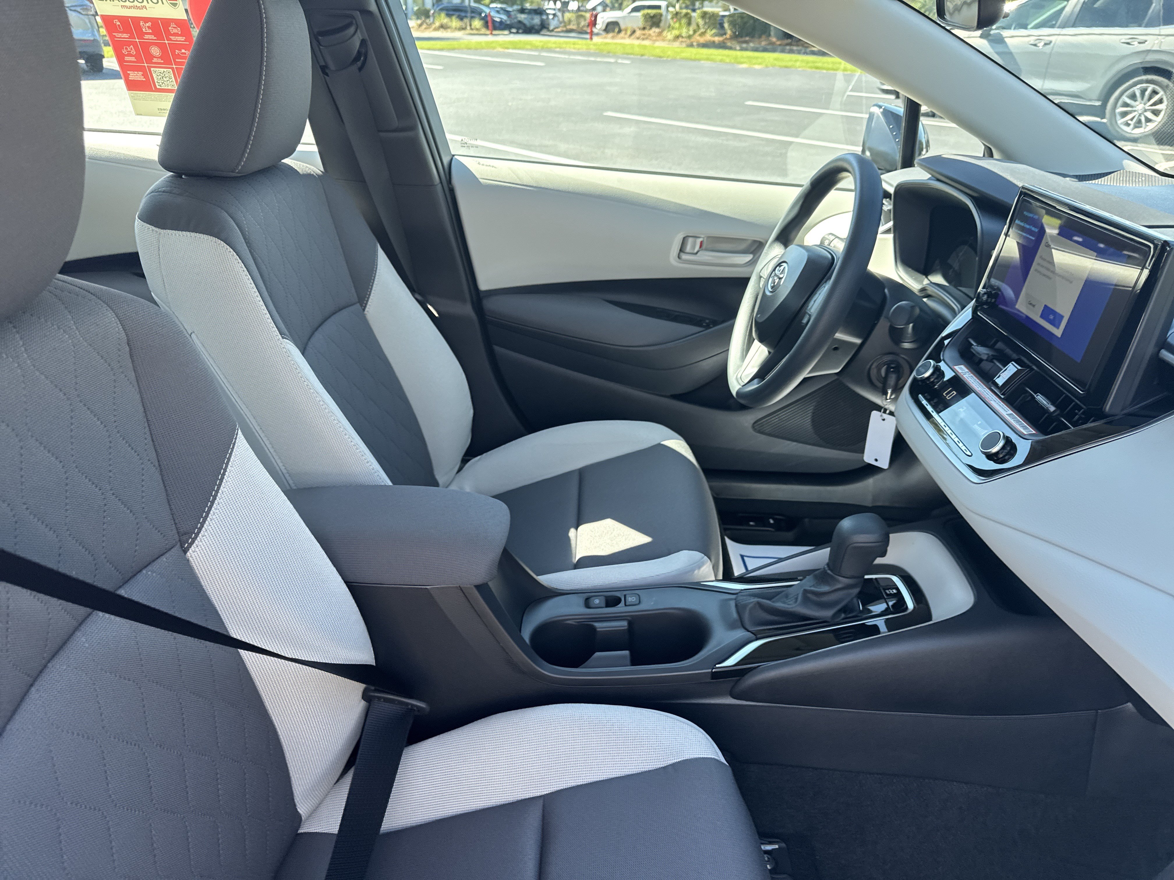 New 2027 Toyota Corolla LE FWD image 33
