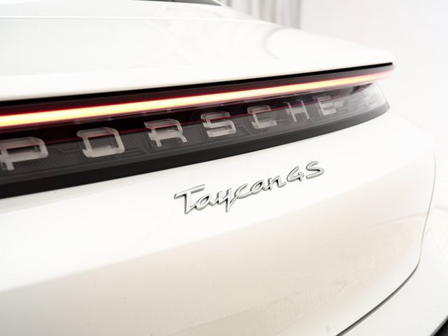 Used 2024 Porsche Taycan 4S image 25