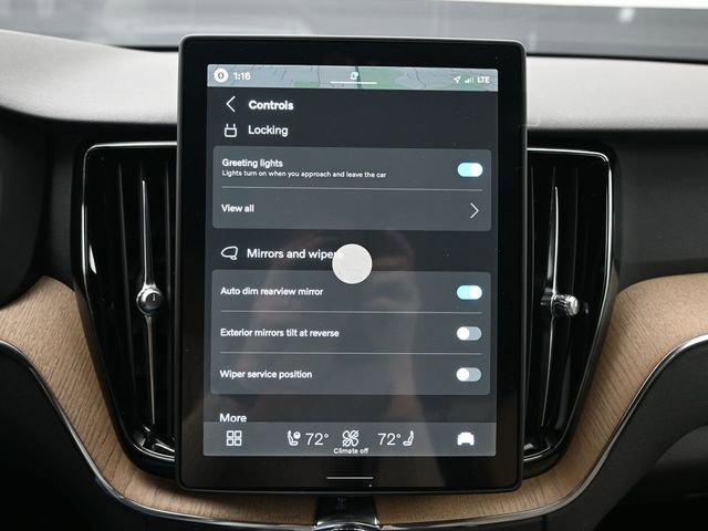 New 2026 Volvo XC60 B5 Plus w/ Protection Package Premier image 18