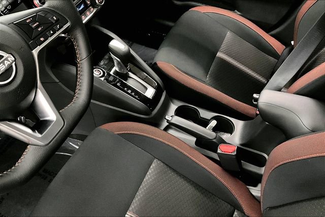 New 2025 Nissan Versa SR w/ Trunk Package image 9