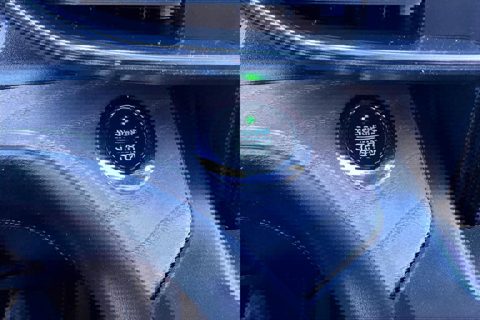 Used 2020 Ford Explorer Platinum w/ Premium Technology Package image 63