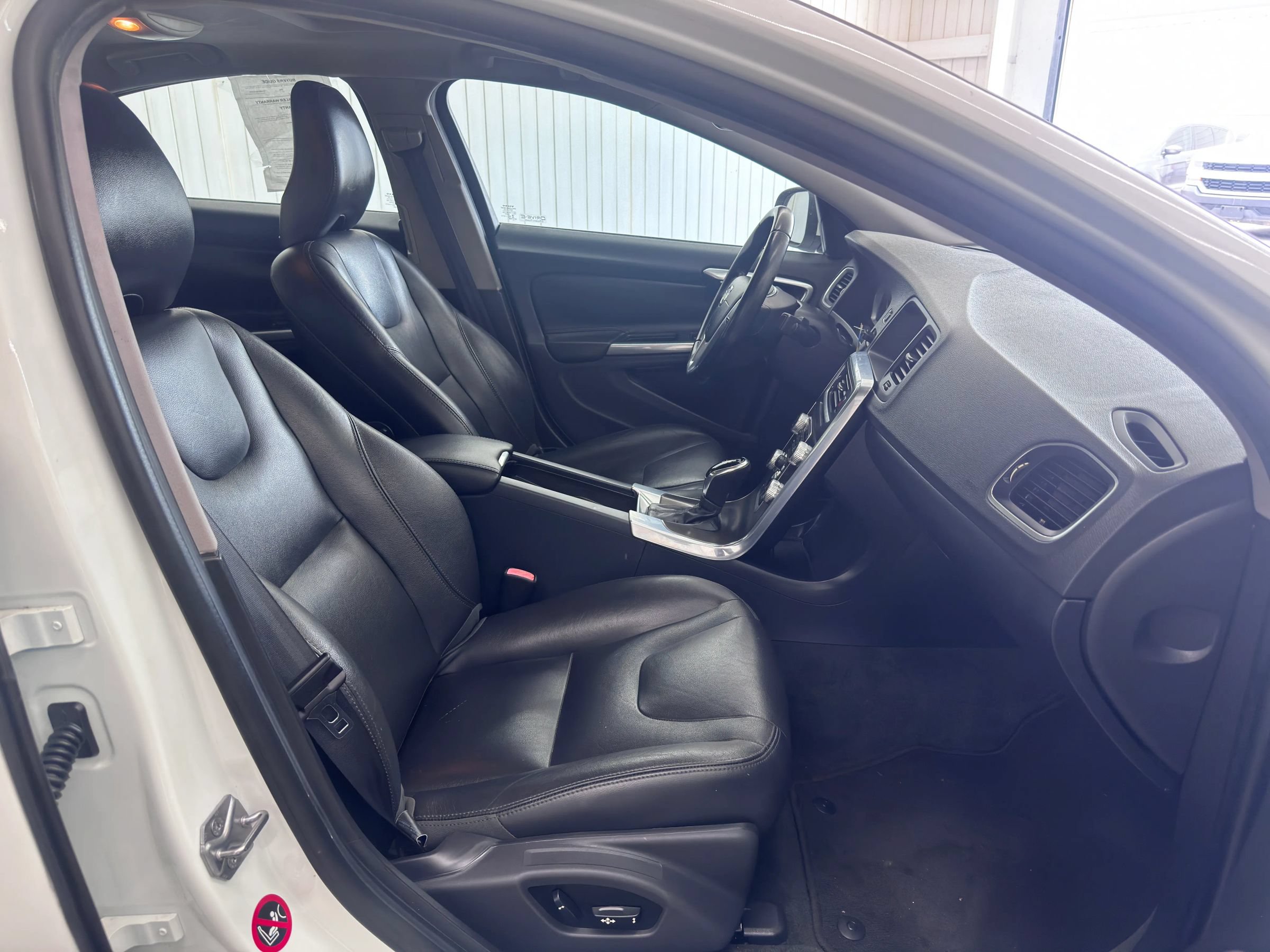 Used 2015 Volvo S60 T5 Premier FWD image 10
