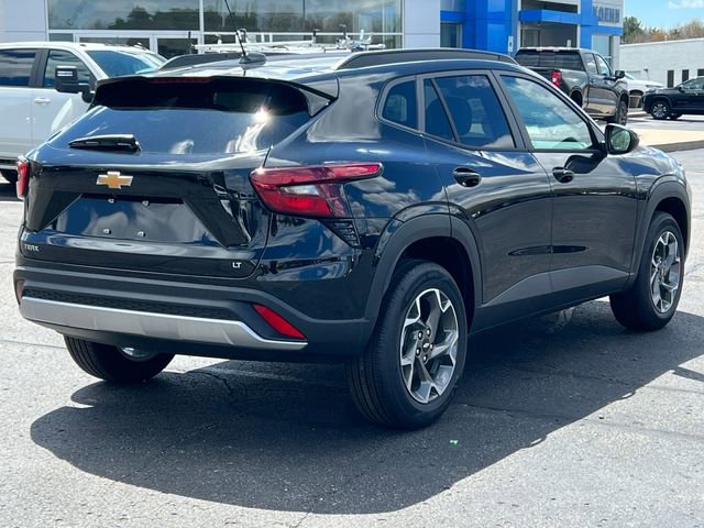 New 2026 Chevrolet Trax LT w/ Driver Confidence Package FWD image 40