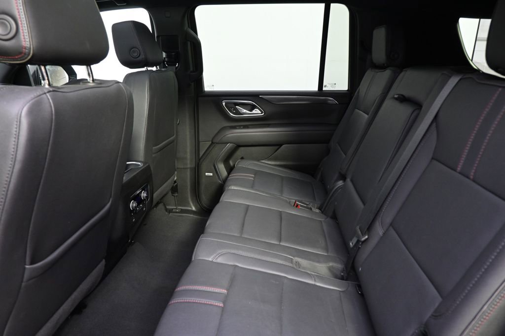 Used 2023 Chevrolet Suburban RST w/ Luxury Package AWD/4WD image 21