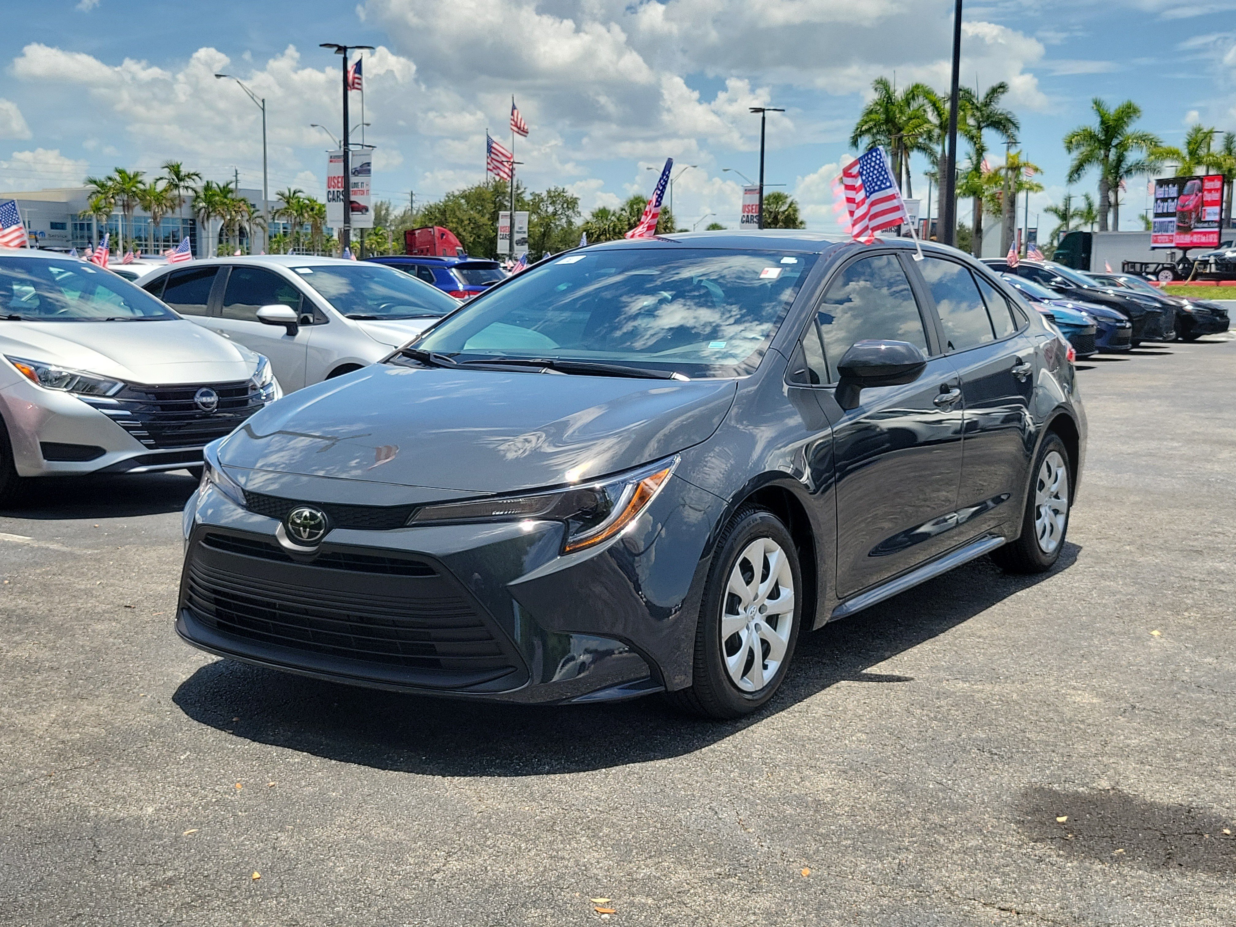Used 2025 Toyota Corolla LE w/ Convenience Package FWD image 6