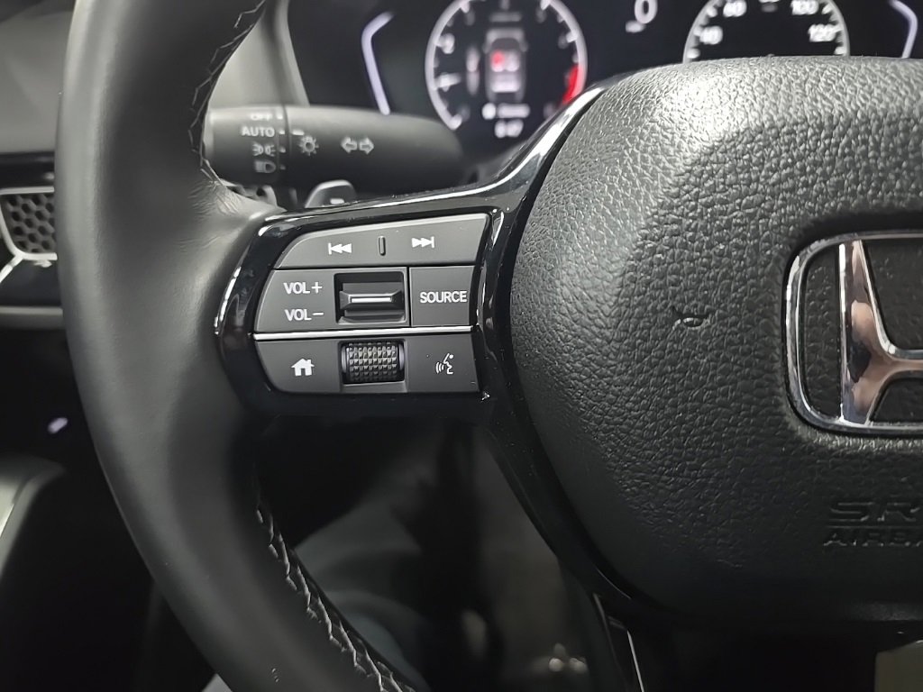 Used 2023 Honda Civic Sport image 19