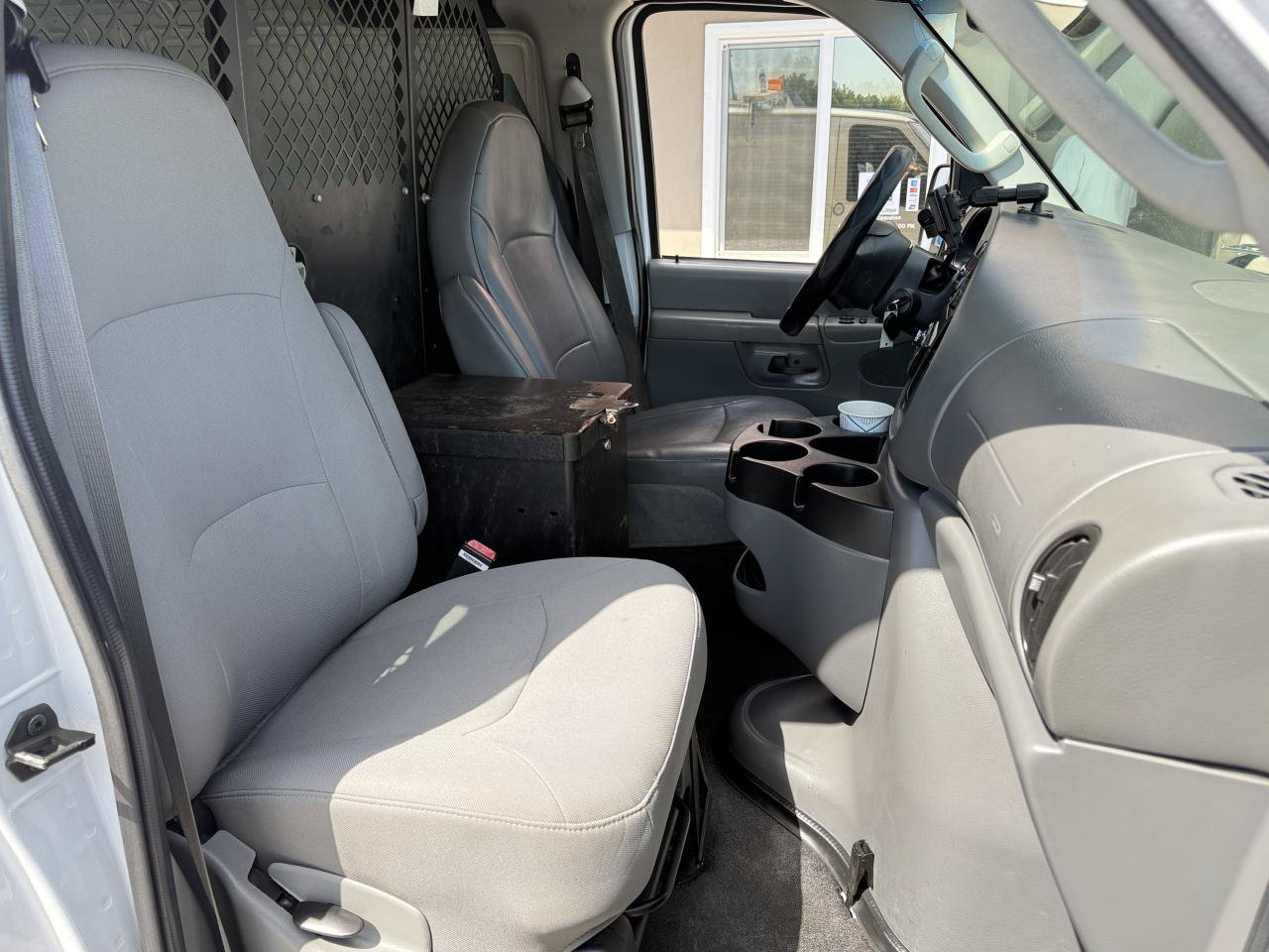Used 2007 Ford E-250 and Econoline 250 RWD image 19