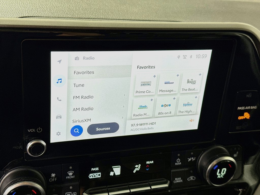 Used 2023 Toyota Highlander XLE FWD image 7