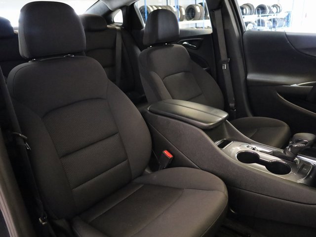 Used 2023 Chevrolet Malibu LT image 6