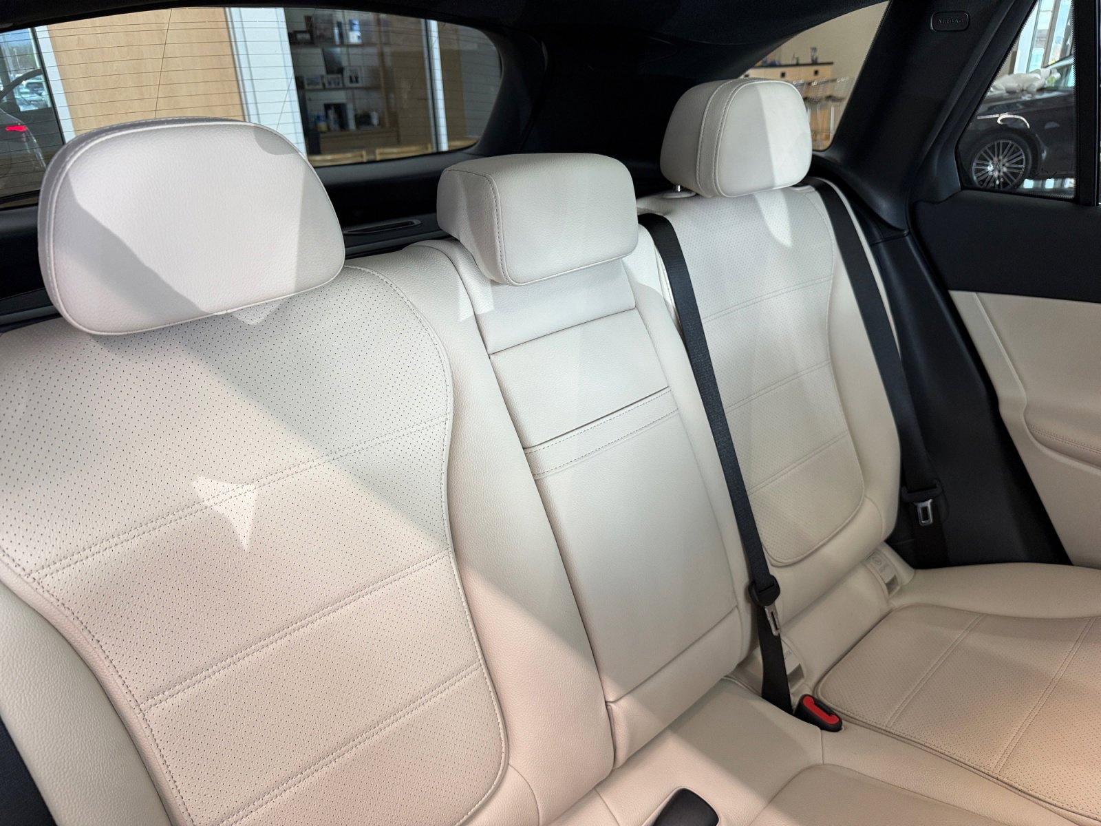 Certified 2026 Mercedes-Benz GLC 300 4MATIC image 18