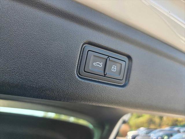 New 2025 Audi A6 e-tron Premium AWD/4WD image 19