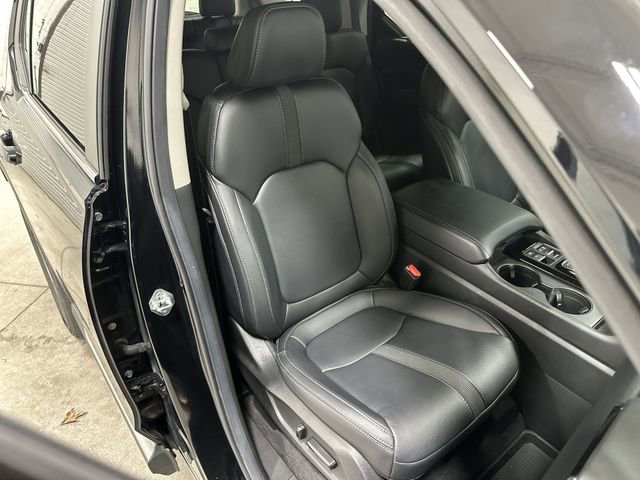 Used 2025 Honda Pilot EX-L image 27