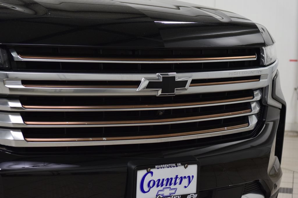 Used 2023 Chevrolet Tahoe High Country AWD/4WD image 11