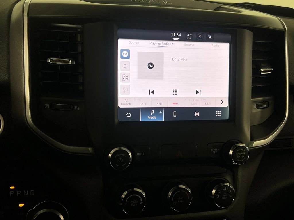 Used 2024 RAM 2500 Big Horn w/ Bed Utility Group image 19