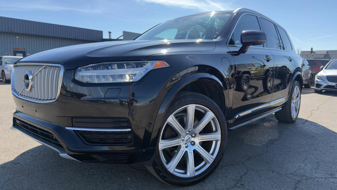 Used 2018 Volvo XC90 T8 Inscription w/ Luxury Package image 2