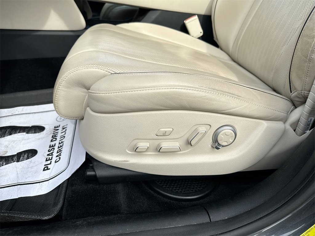 Used 2022 Genesis GV80 3.5T Advanced + image 12