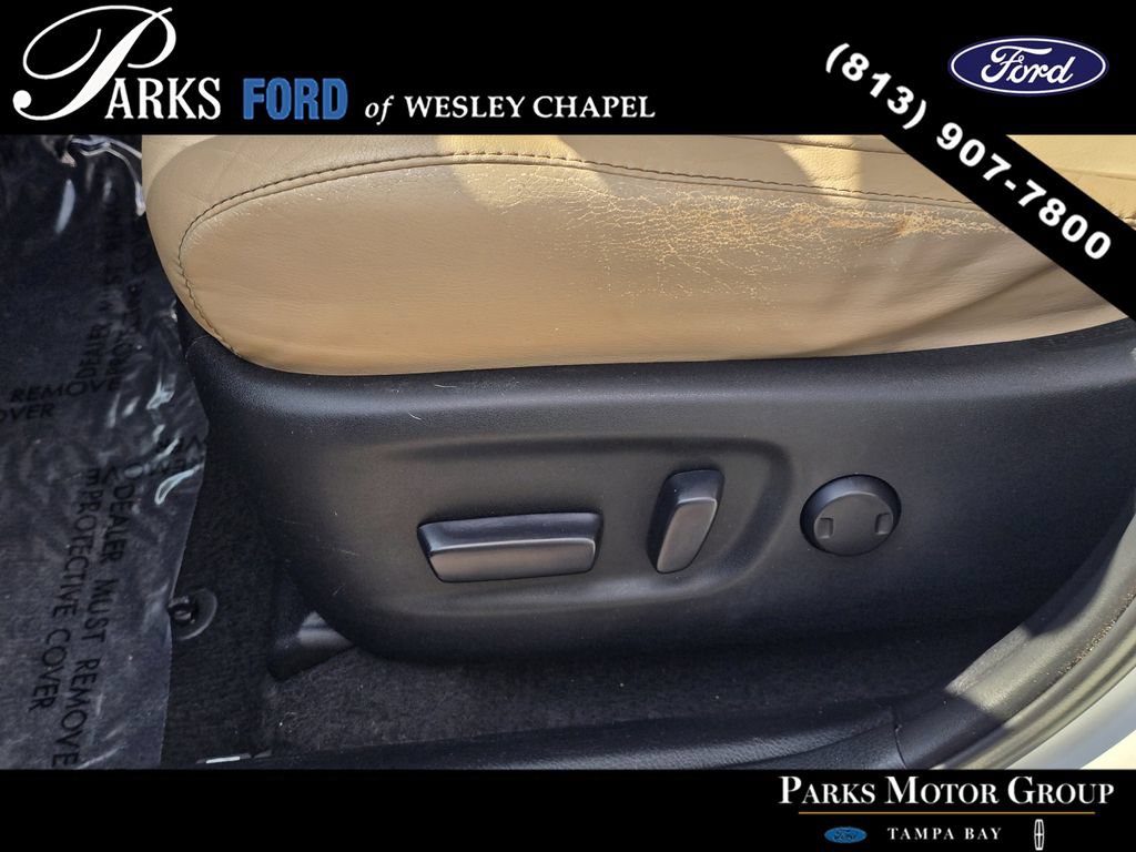 Used 2015 Toyota RAV4 Limited FWD image 20
