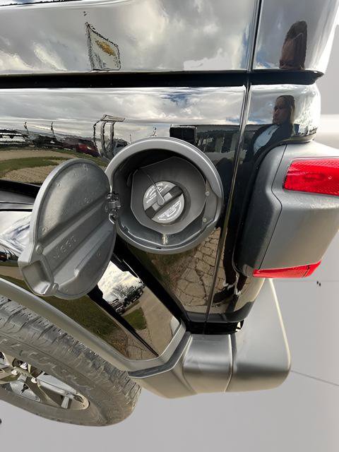 Used 2021 Jeep Wrangler Unlimited Sahara image 28