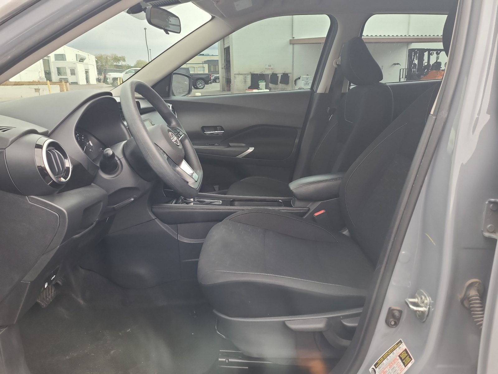 Used 2024 Nissan Kicks SV FWD image 12