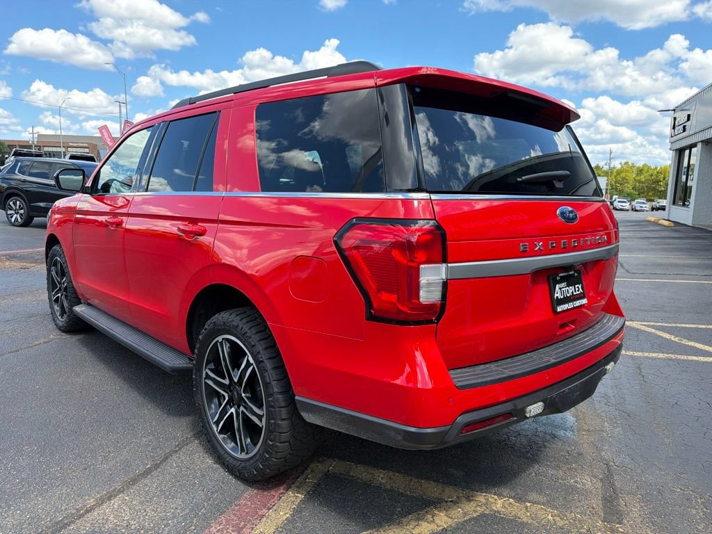 Used 2023 Ford Expedition XL AWD/4WD image 9
