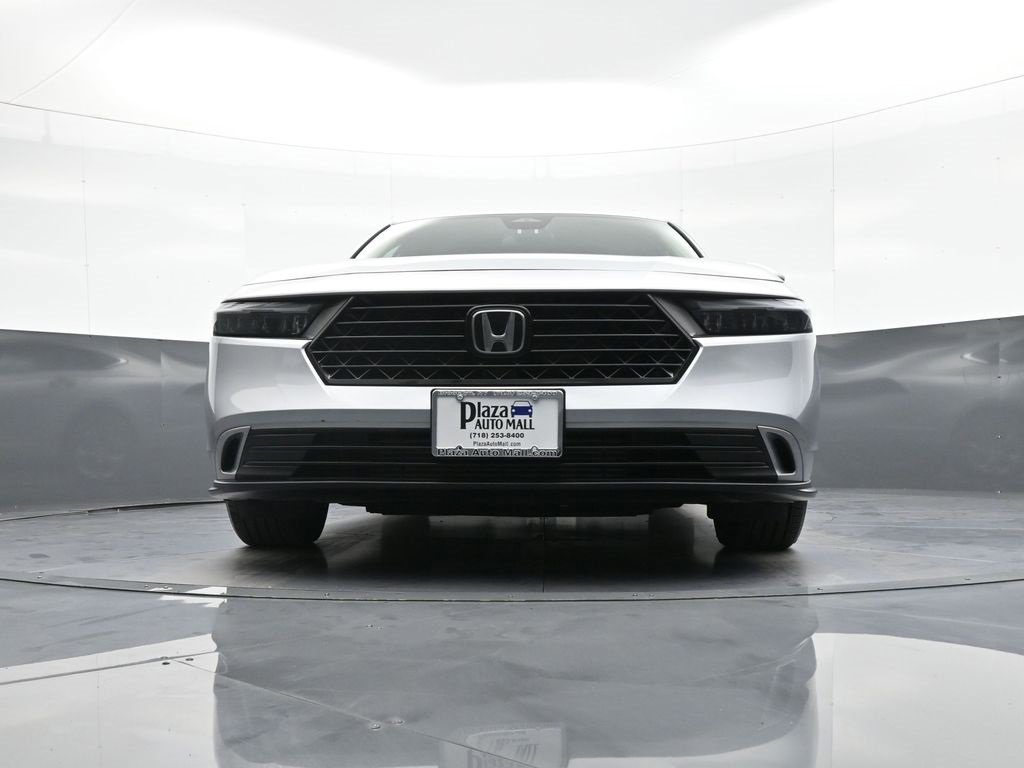 Certified 2024 Honda Accord EX image 27