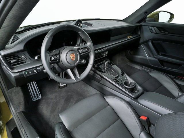 New 2026 Porsche 911 GTS image 4