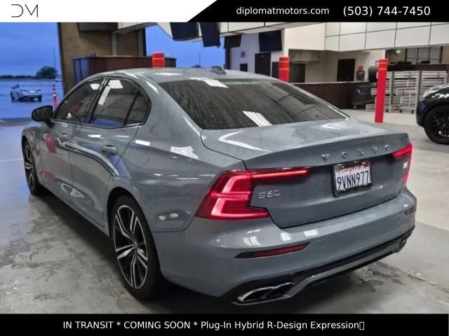 Used 2022 Volvo S60 T8 R-Design Expression w/ Premium Package AWD/4WD image 6