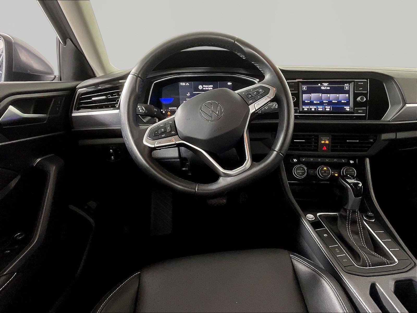 Used 2023 Volkswagen Jetta SE FWD image 8
