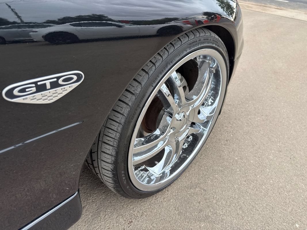 Used 2004 Pontiac GTO RWD image 9