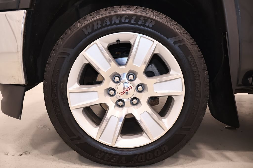 Used 2019 GMC Sierra 1500 SLE w/ SLE Value Package AWD/4WD image 37