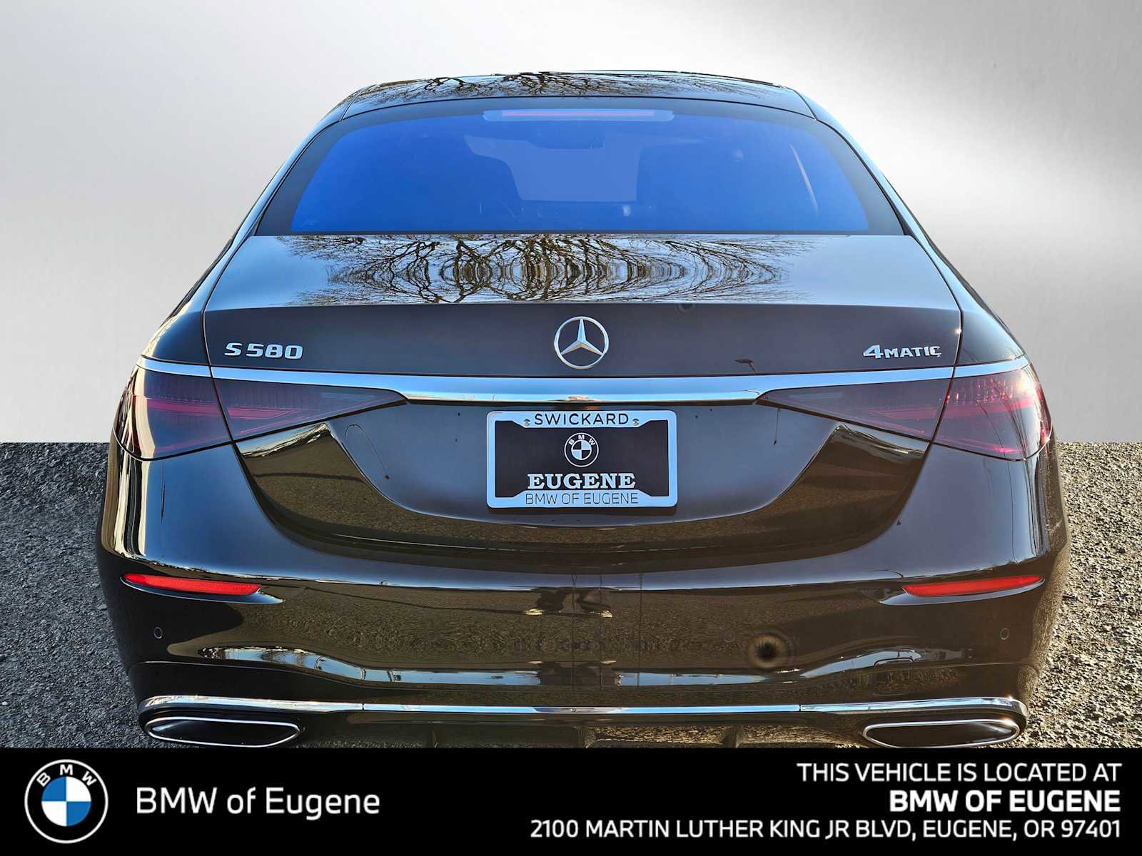 Used 2024 Mercedes-Benz S 580 4MATIC Sedan image 4